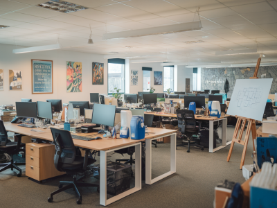 Can switching to concentrated refill pouches save a 250‑desk office £3,00 year? a trial blueprint